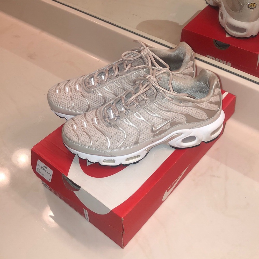 Air Max plus